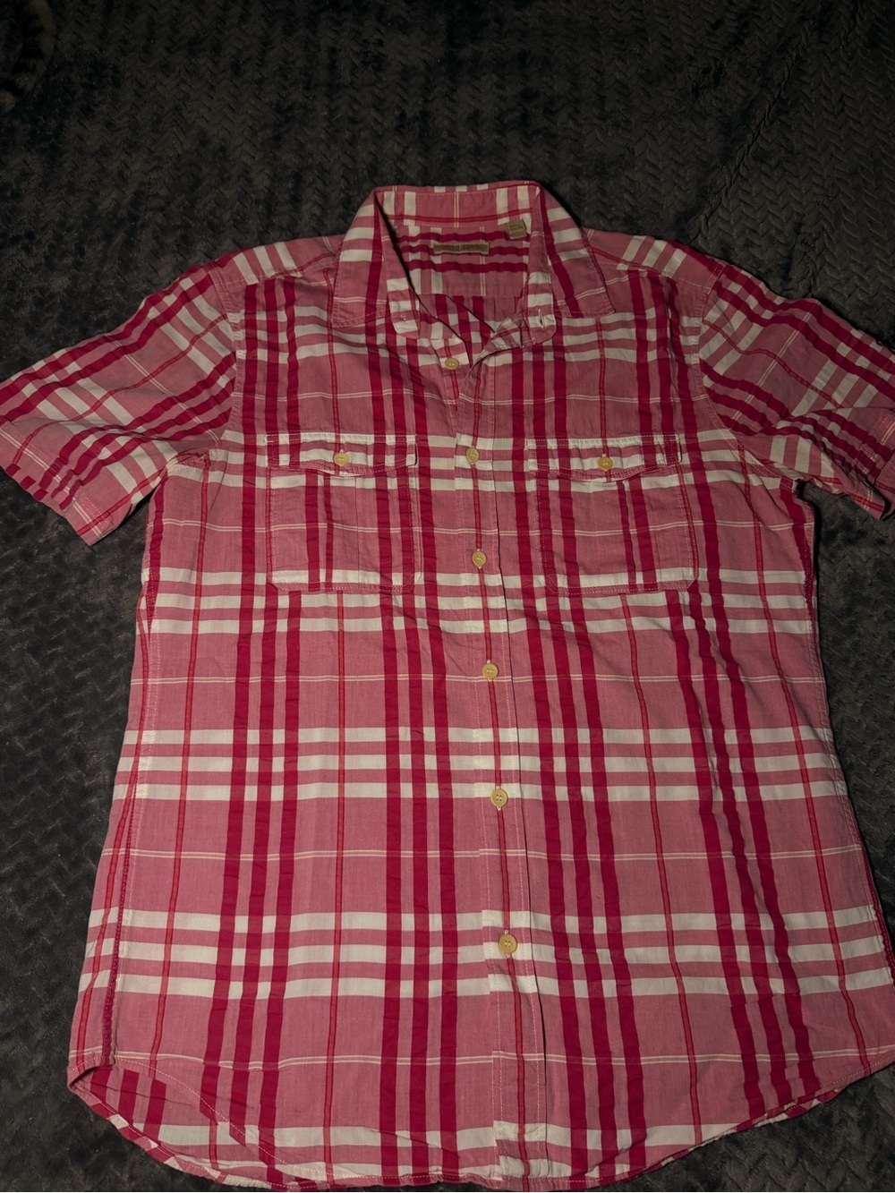 Vintage Burberry pink  and White Plaid Short-Sleeve Button-Down Shirt